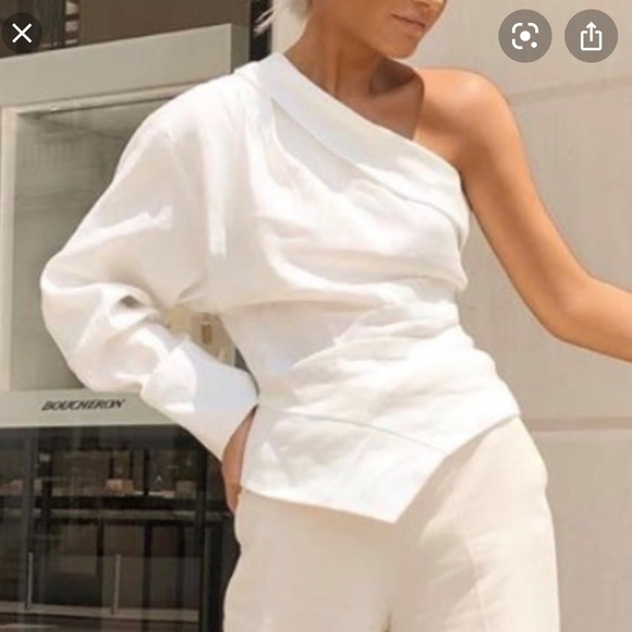 Zara | Tops | Zara Asymmetrical One 